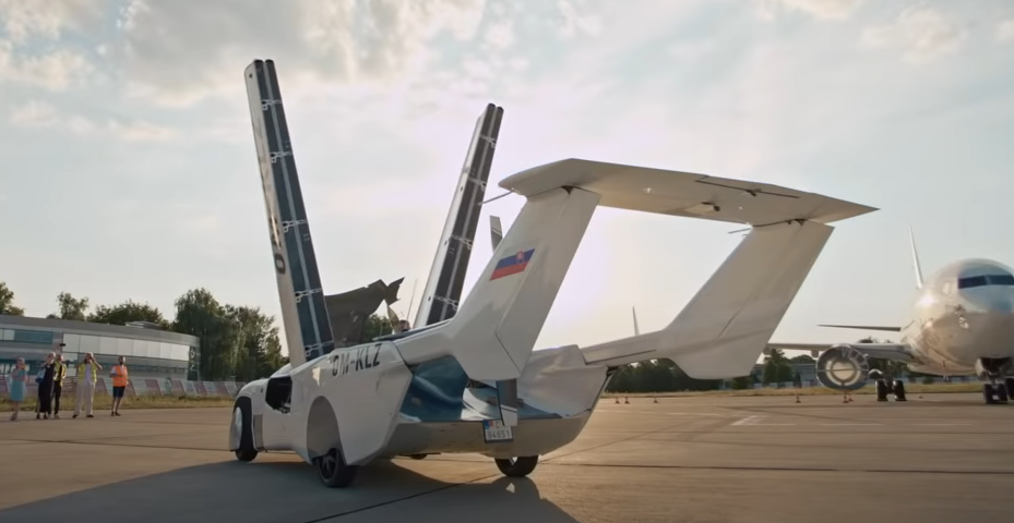 Flugauto AirCar проводит необычные междугородние испытания