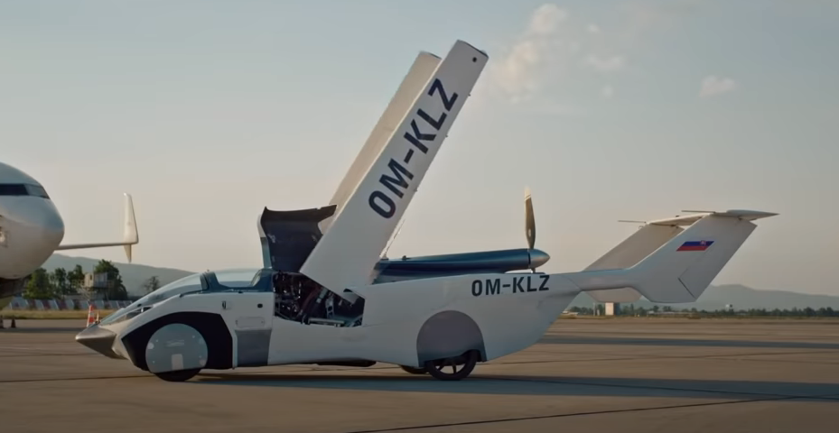 Flugauto AirCar проводит необычные междугородние испытания