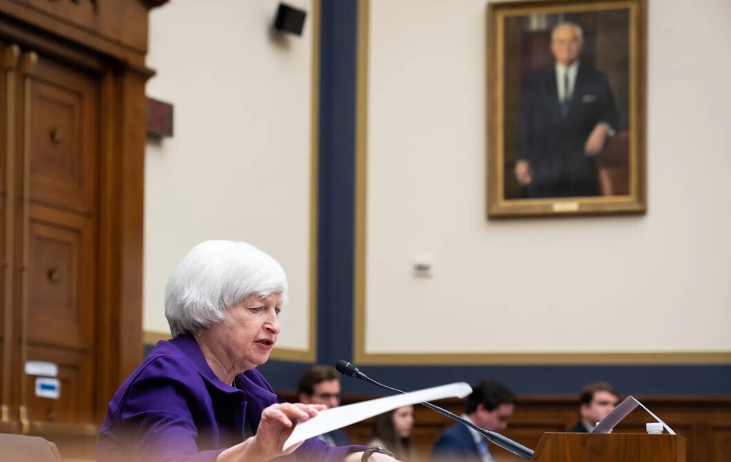 Америка достигла лимита долга, что вызывает экономические опасения!!!