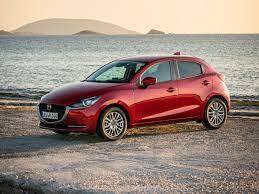 Автомобиль. Mazda 2 всегда в «духе движения»