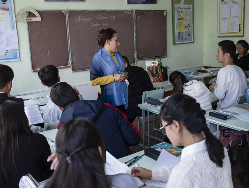 Кыргызстан: Реформа образования провалилась в ходе реализации