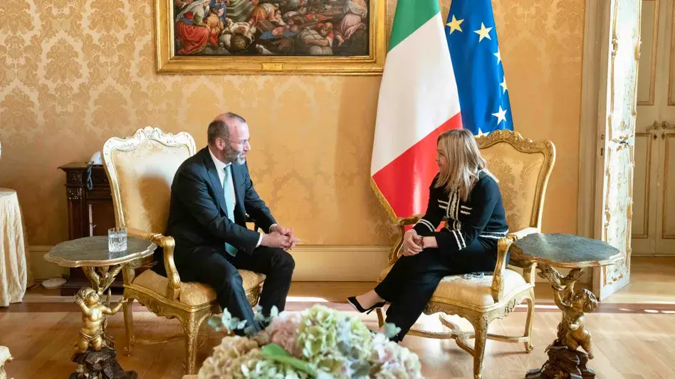 Вице-президент ХСС Вебер и постфашисты Италии, Падает ли брандмауэр Союза против правых?