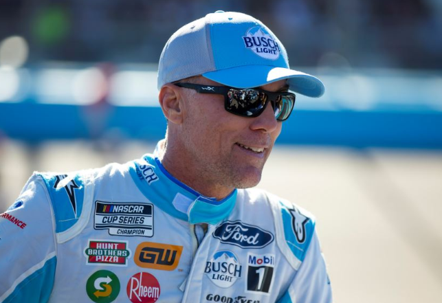 Элтон Сойер назначен на высшую соревновательную должность NASCAR