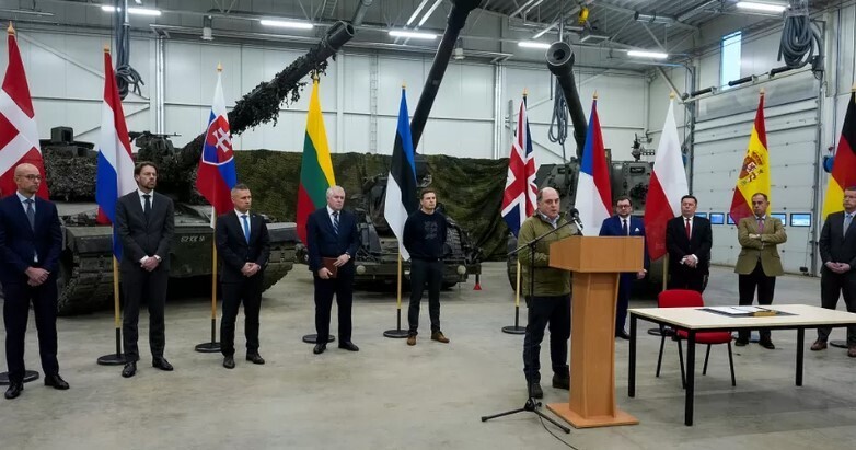 Украина: США и европейские страны обещают предоставить тяжелое вооружение.