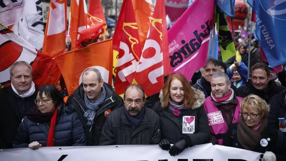 Забастовка во Франции: миллион протестующих против повышения Макроном пенсионного возраста