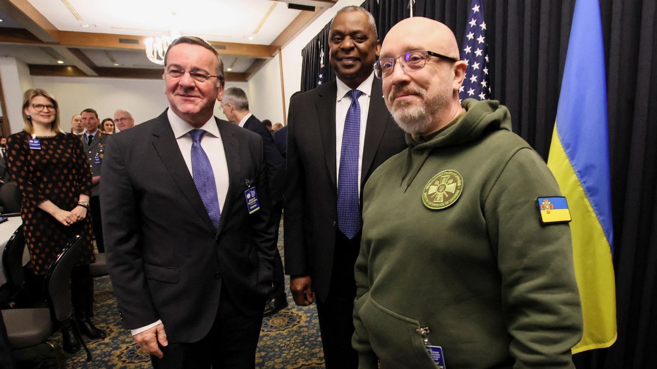 Германия застопорилась с отправкой танков на Украину. Вот почему Leopard 2 так важен