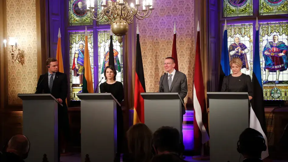 Оружие для Киева Министры иностранных дел стран Балтии настаивают на немедленной поставке танков Leopard из Германия