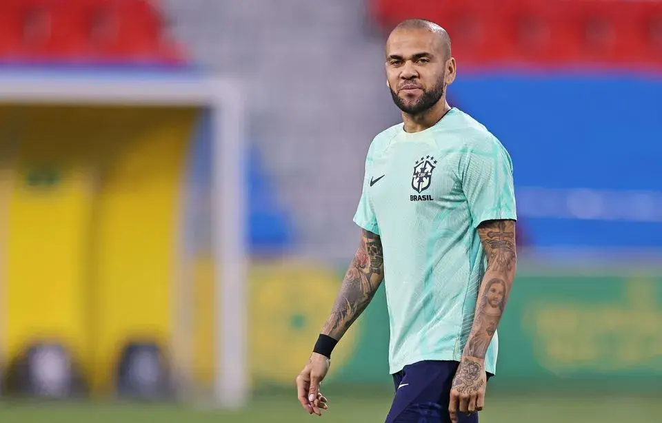 Испания: Дани Алвес арестован по подозрению в сексуальном насилии