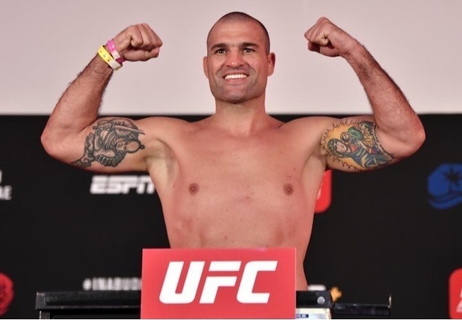 Бывший чемпион UFC и PRIDE Маурисио "Шогун" Руа уходит в отставку на UFC 283 после легендарной карьеры