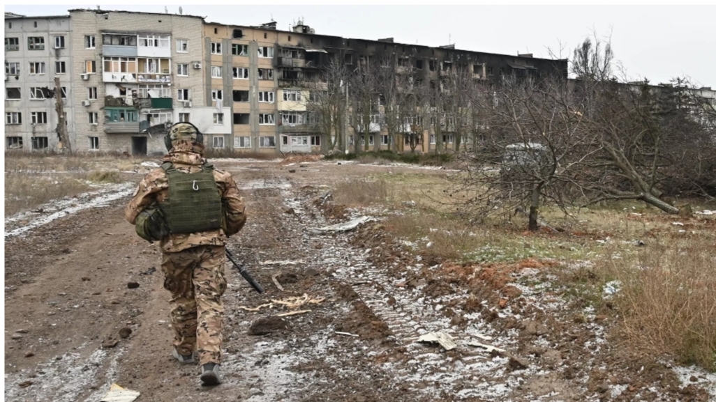 Wagner рассказывает о трофейных шевронах, которые он получил, сражаясь с наемниками.