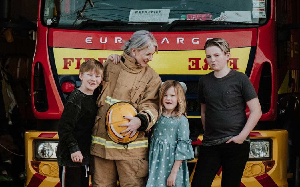 Отдавать и отдавать: Две женщины-пожарные-добровольцы о жизни в бригаде