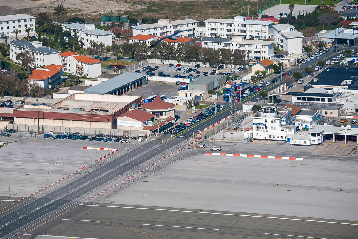 10 самых интересных аэропортов мира