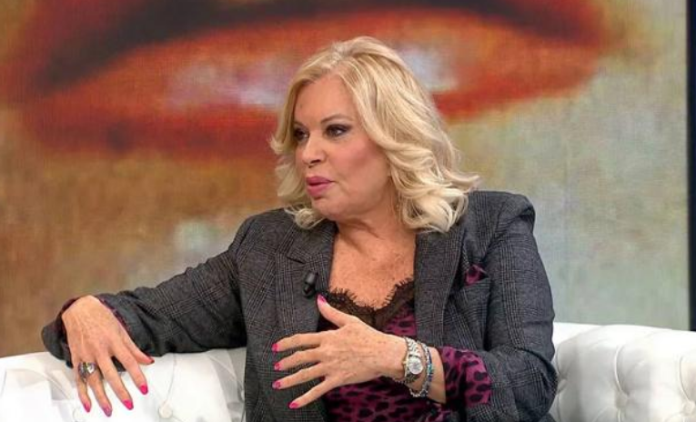 Барбара Рей рассказывает о своих отношениях с Почетным королем: "Он любил меня долгое время".