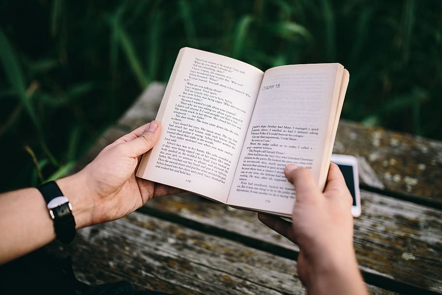 "Список самых читаемых писателей в мире: от Дэна Брауна до Владимира Набокова"