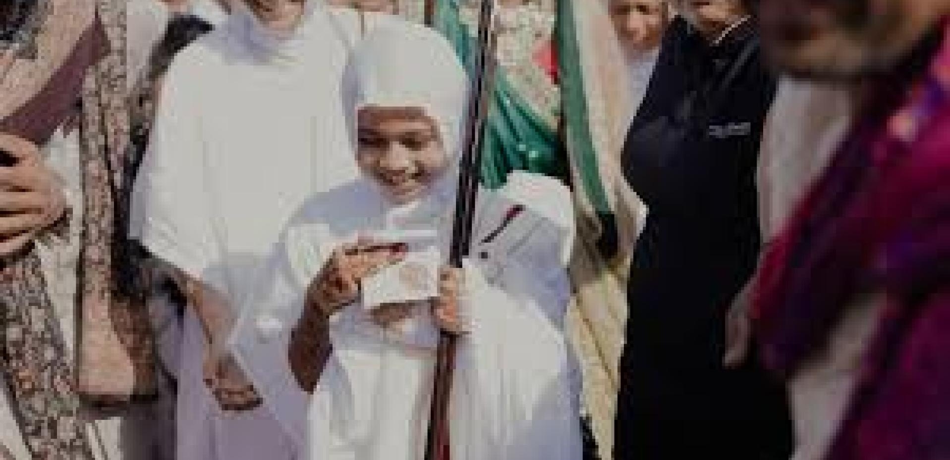 История как восьмилетняя индийская девушка стала монахиней