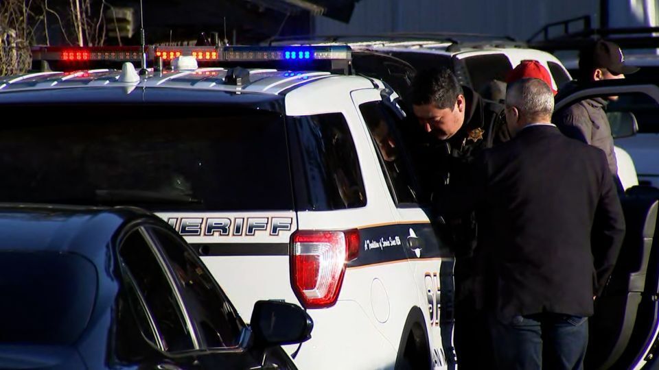 По меньшей мере 7 человек погибли, 1 ранен и подозреваемый взят под стражу в результате стрельбы в заливе Хаф-Мун, штат Калифорния.