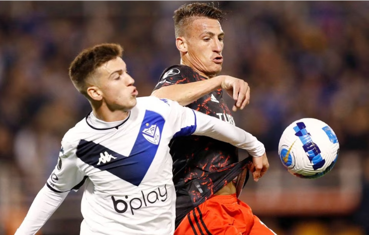 «Манчестер Сити» подписал аргентинского полузащитника Перроне