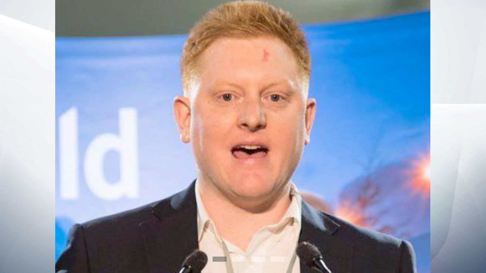 Бывший член парламента от лейбористов Джаред О'Мара пытался получить деньги налогоплательщиков для финансирования "значительного пристрастия к кокаину