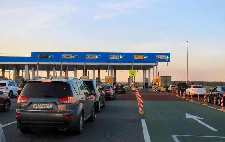 ⚡️⚡️Для пересечения границы РФ на машине с 1 марта надо будет резервировать дату и время.⚡️⚡️