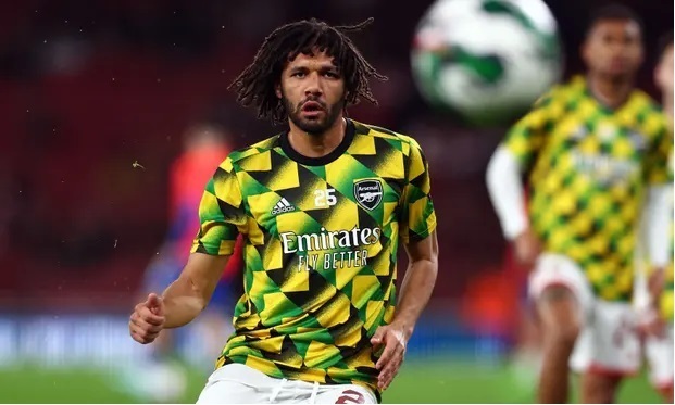 Микель Артета признает, что травма Мохамеда Эльнени может вынудить его перейти к полузащитнику