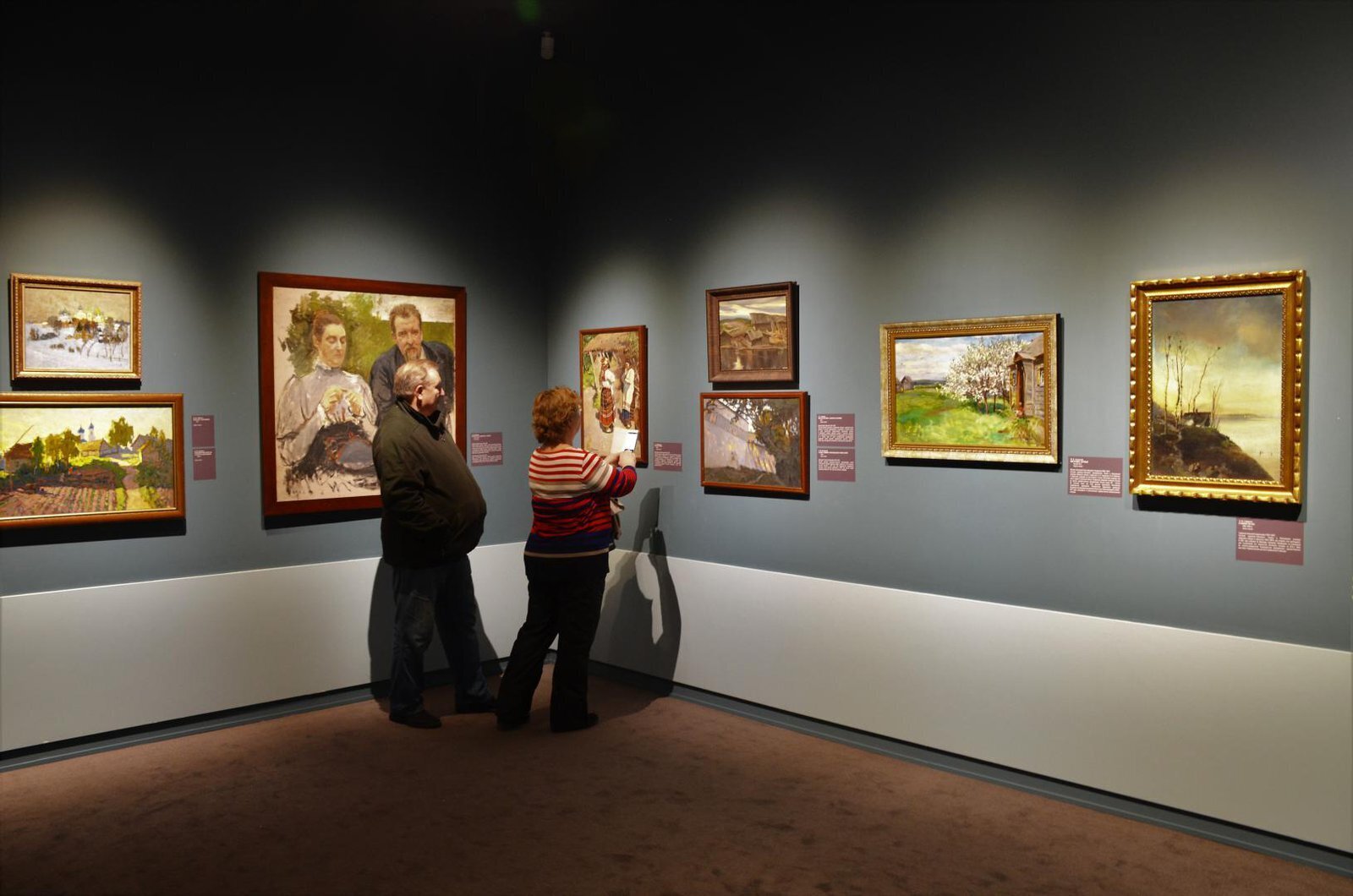 Праздники, выставки и будни