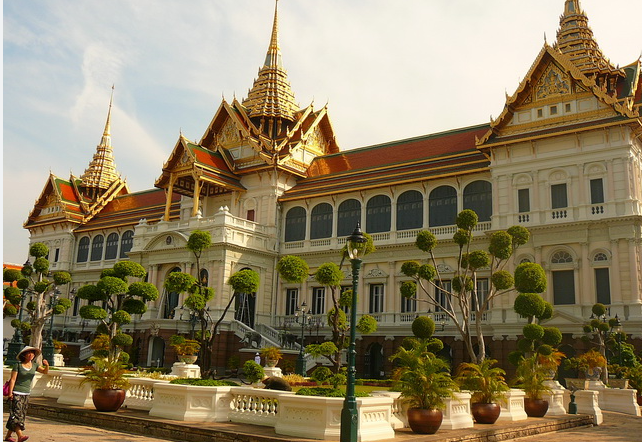 Памятка доверчивого туриста. Всемирные достопримечательности – это круто, но мошенники круче!!! Продолжение