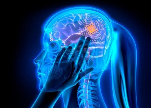 Ученые изобрели мозговой имплантат, который будет работать с компьютерами