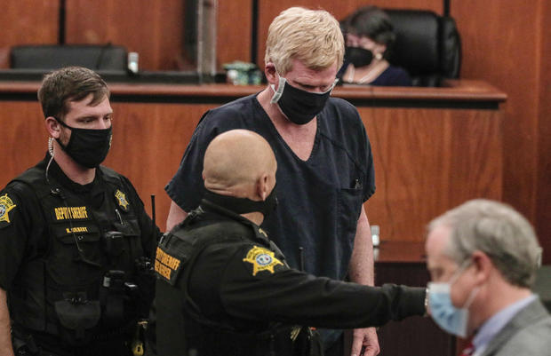 Прямые обновления суда над Мердо: известного юриста обвиняют в убийстве жены и сына