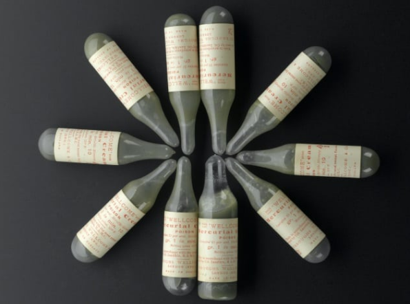 10 опасных причуд и медицинских процедур, использовавшихся в прошлом.