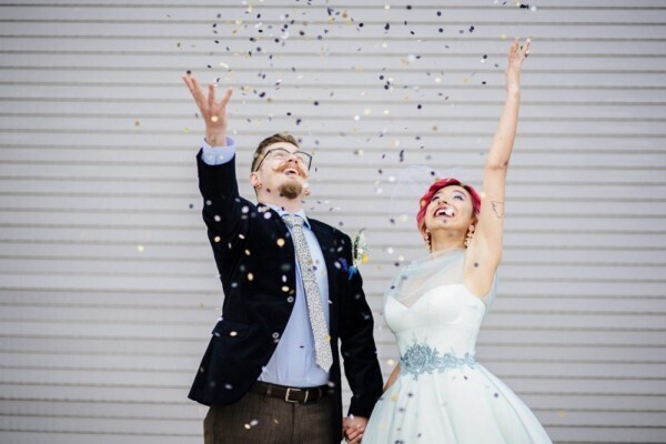 Брачные церемонии, которые часто имеют духовную и религиозную составляющую, варьируются от культурных верований к культурным.