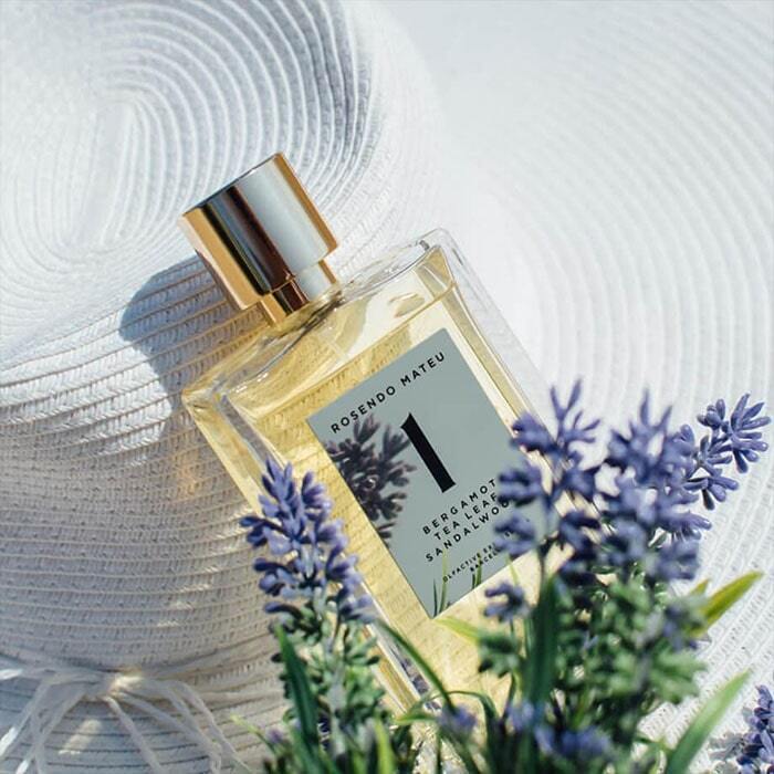 Мы являемся профессиональной автомобильной и технической компанией, которая стремится улучшить качество обслуживания клиентов.