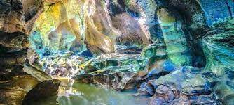 Ты просто обязан увидеть и ощутить эмоции от путешествия, именно туда..