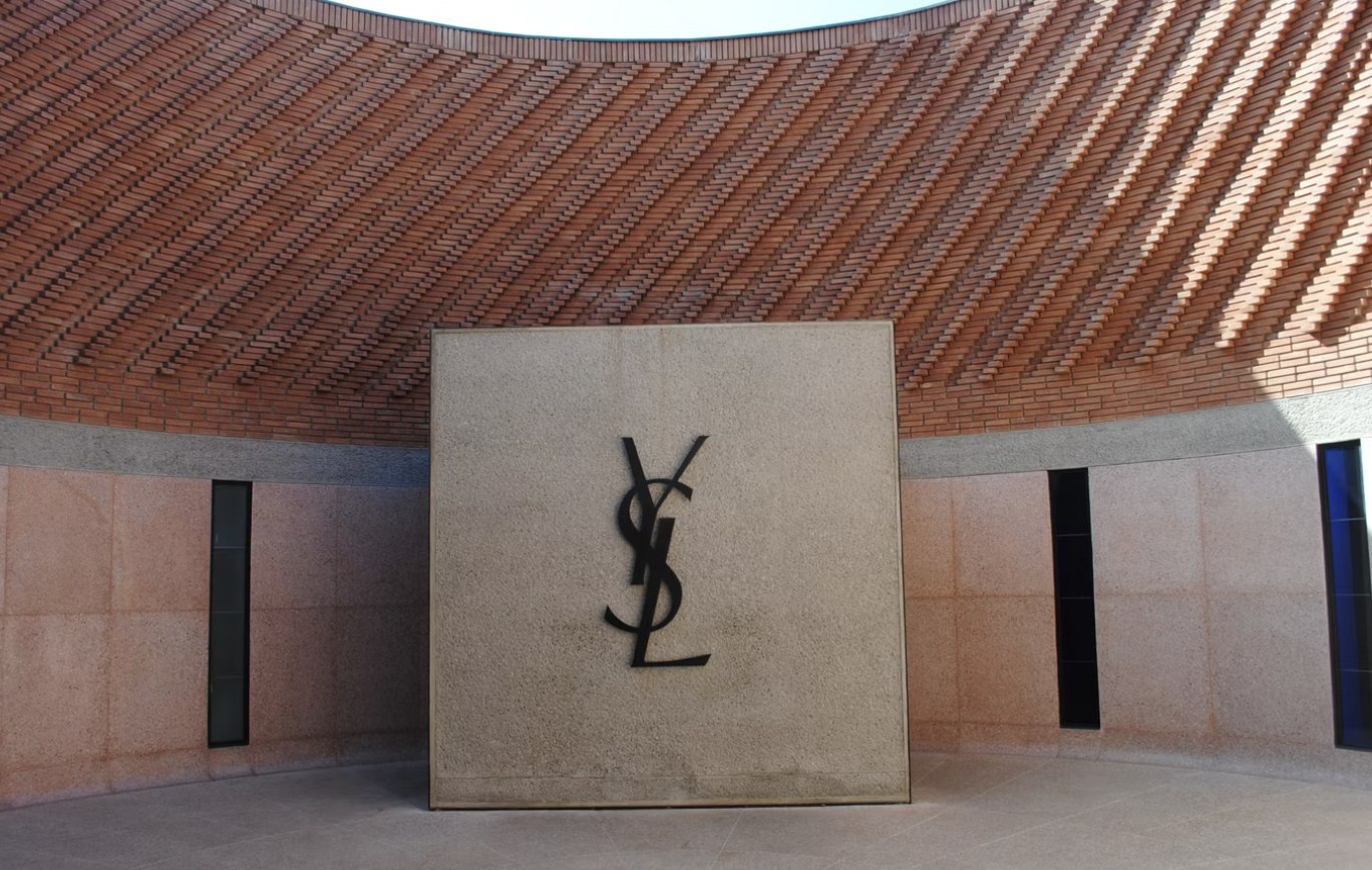 Очередной люксовый бренд зарегистрировал серию товарных знаков в метавселенной. Скоро мы все будем жить в виртуальном мире