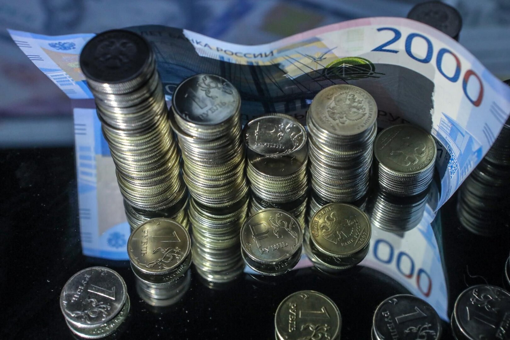 Какую сумму налогов придется уплатить с доходов от банковских вкладов россиянам в 2023 году: Размер налога в 2023 году? Как будут взимать налог в 2023