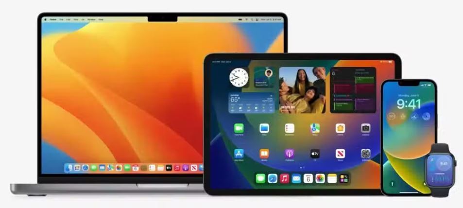 Apple до конца года поменяет на своих гаджетах дисплеи