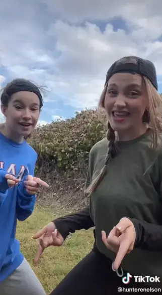 Мне 21 год, а моей дочери 15 лет — ее учителя никогда не воспримут меня всерьез