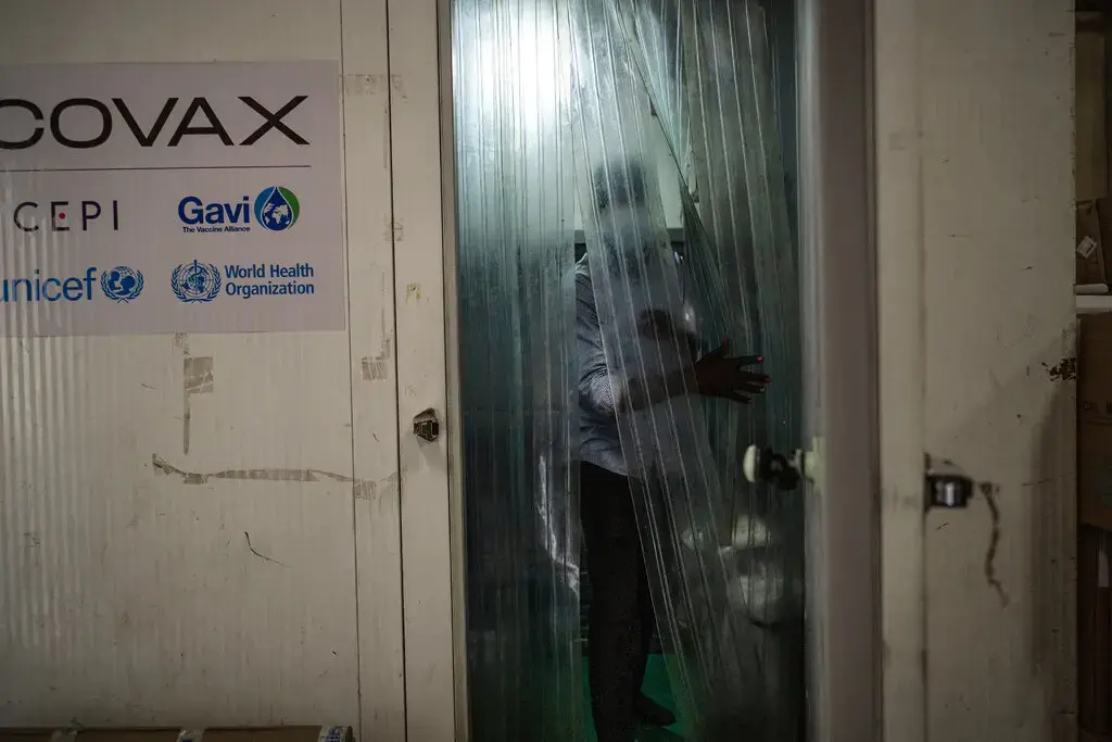 Производители вакцин сохранили 1,4 миллиарда долларов предоплаты за отмененные прививки от Covid для бедных людей во всем мире