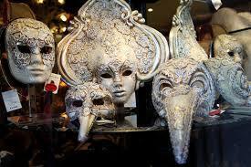 Что стоит за маской человеческой добродетели!