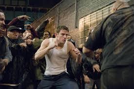 Ого! Современные пацаны не такие уж "нарциссы". Драка.