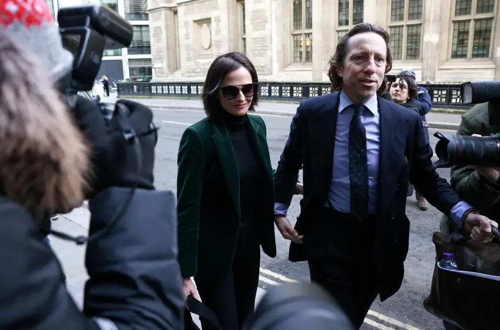 Девушка Бонда Ева Грин "унижена" из-за разоблачения оскорбительных текстов о съемочной группе