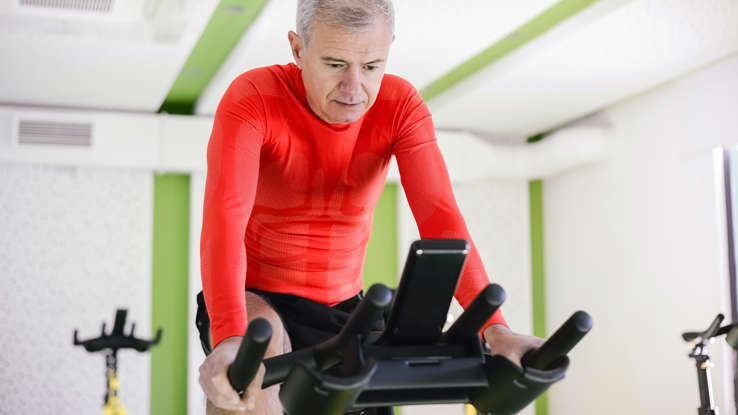 Упражнения для сжигания калорий: эффективные способы для тех, у кого мало времени