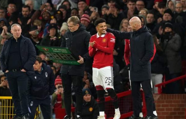 «Манчестер Юнайтед» — «Ноттингем Форест» 2:0 (5:0 по общ.)