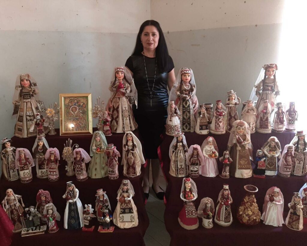 Моя мама-кукольница