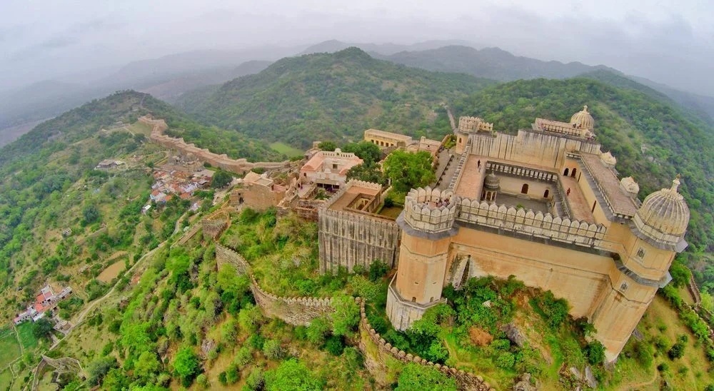 Великая индийская стена - малоизвестный исторический шедевр, хранящий множество тайн