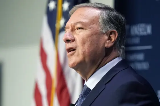 Помпео характеризует 6 января как "мирную передачу власти" от Трампа к Байдену