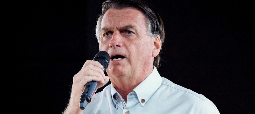 Шокирующая правда. Болсонару подозревается в заговоре.