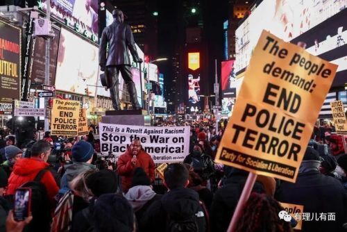 Почему он умер, когда просто хотел вернуться домой? Кто будет следующими Флойдом и Николсом?