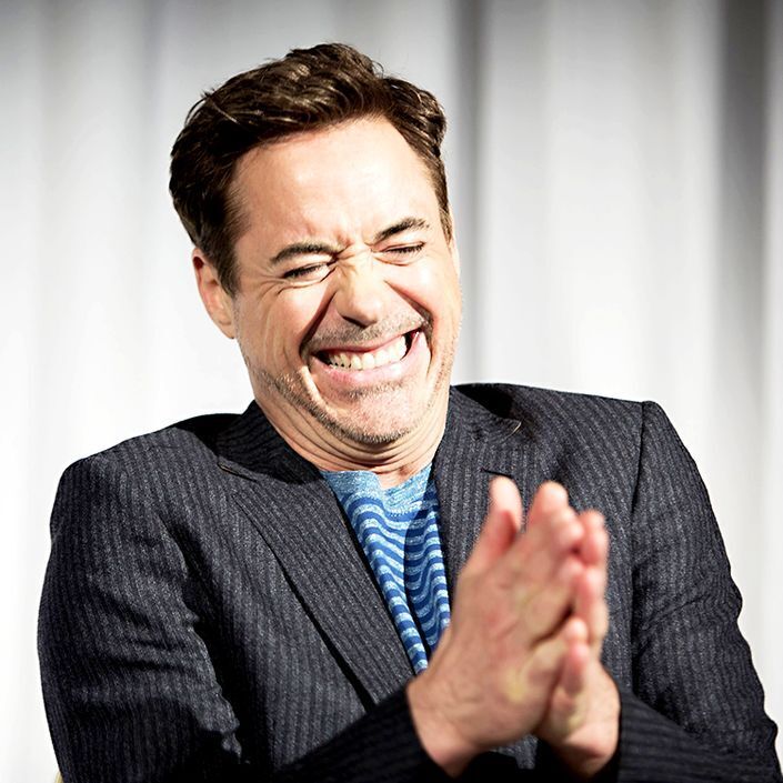 Сила самоуничижительного юмора: Почему высмеивание себя может быть хорошей вещью