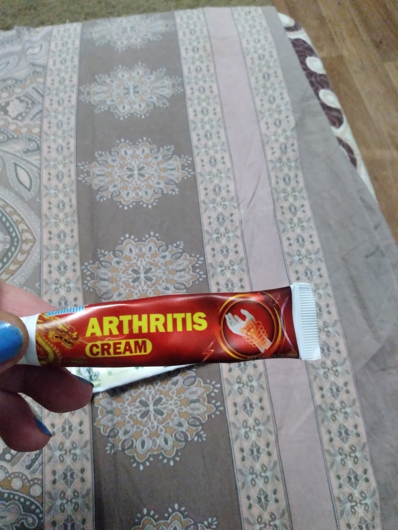 ПСОРИАЗ ,СРАВНЕНИЕ И РЕАЛЬНЫЕ РЕЗУЛЬТАТЫ отечественных, мазей и китайских .Хочу обратить внимание, что после 3х ковидных прививок ,...