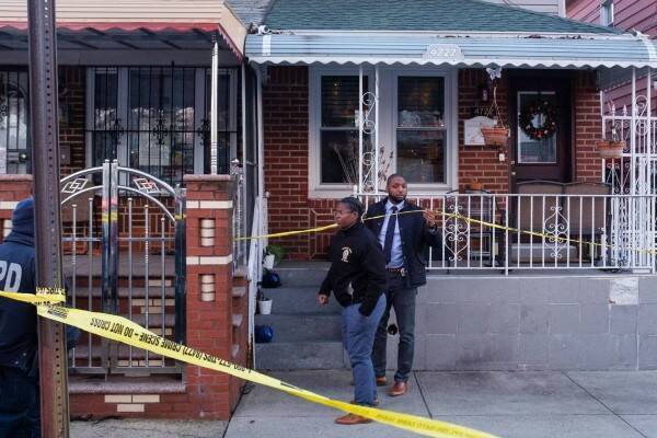 Отставной полицейский полиции Нью-Йорка и ее бойфренд погибли в Бруклине в результате возможного самоубийства